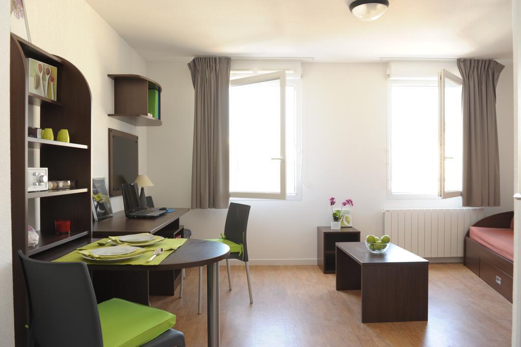 Central Fac Bourg-en-Bresse Habitación foto